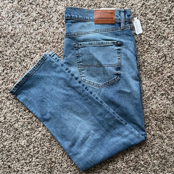 Lucky Brand Other - NWT new *Lucky Brand* slim straight 121 men’s casual denim blue jeans - 38/30